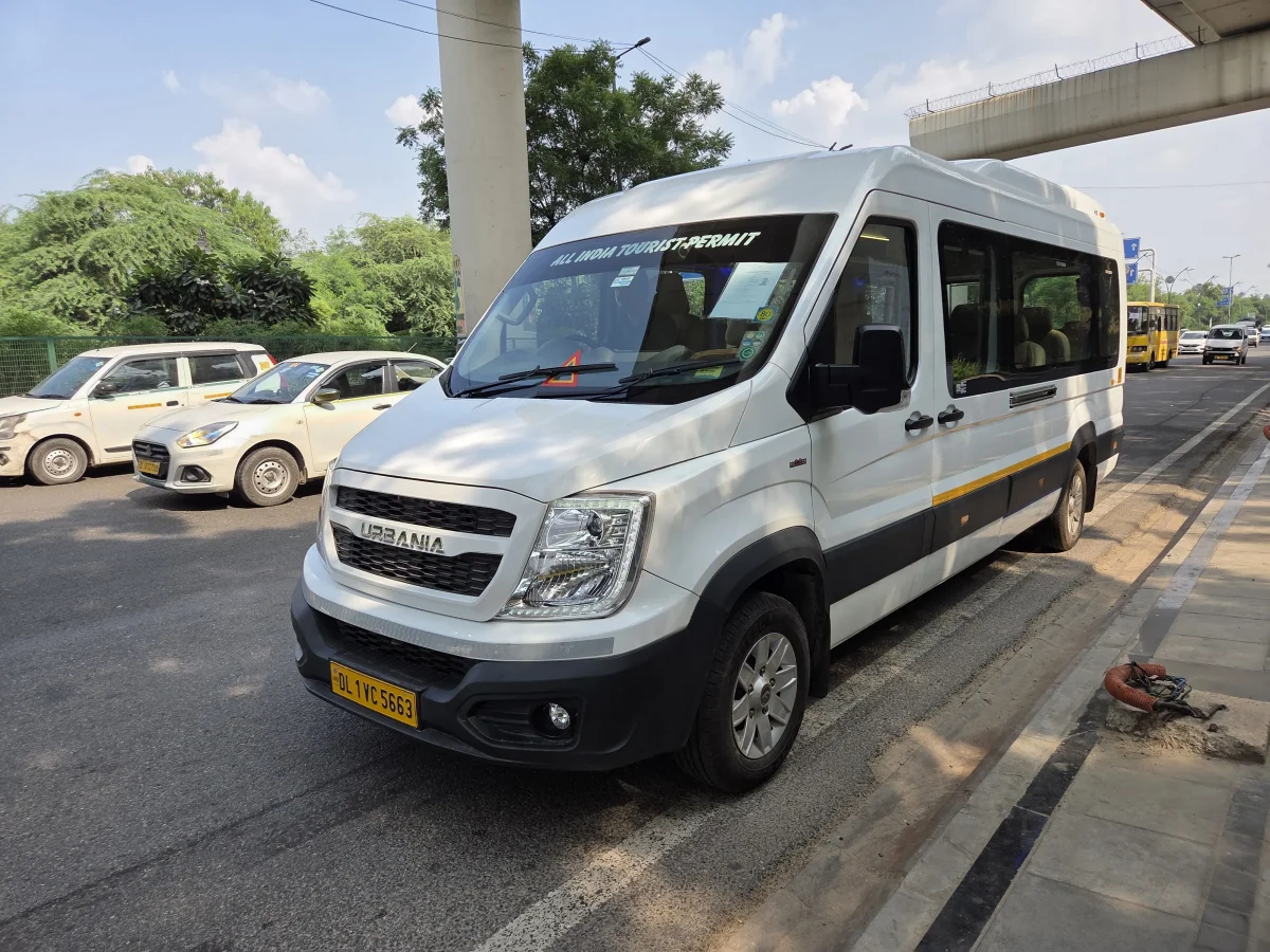 Travel Together in Comfort: 9 to 17 Seater Options