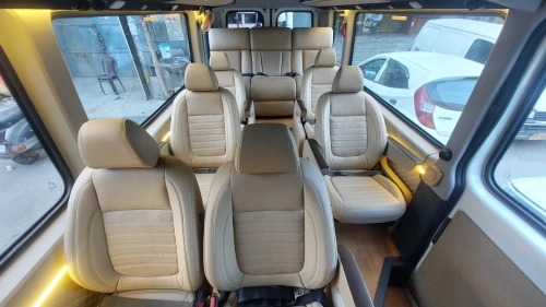 9 Seater Premium Maharaja Force Urbania