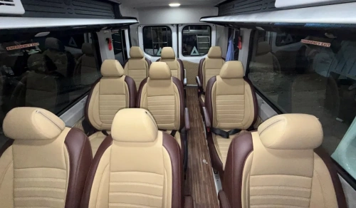 11 Seater Luxury Maharaja Urbania Hire